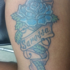 1_saressa-custom-blue-rose-tattoo