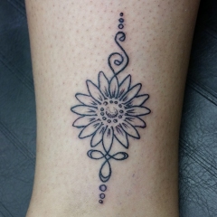 1_sunflower_unalome-tattoo