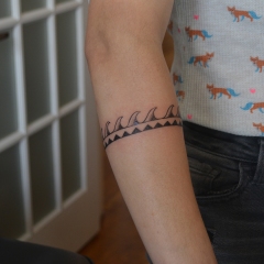 Waves and Triangles Armband Tattoo
